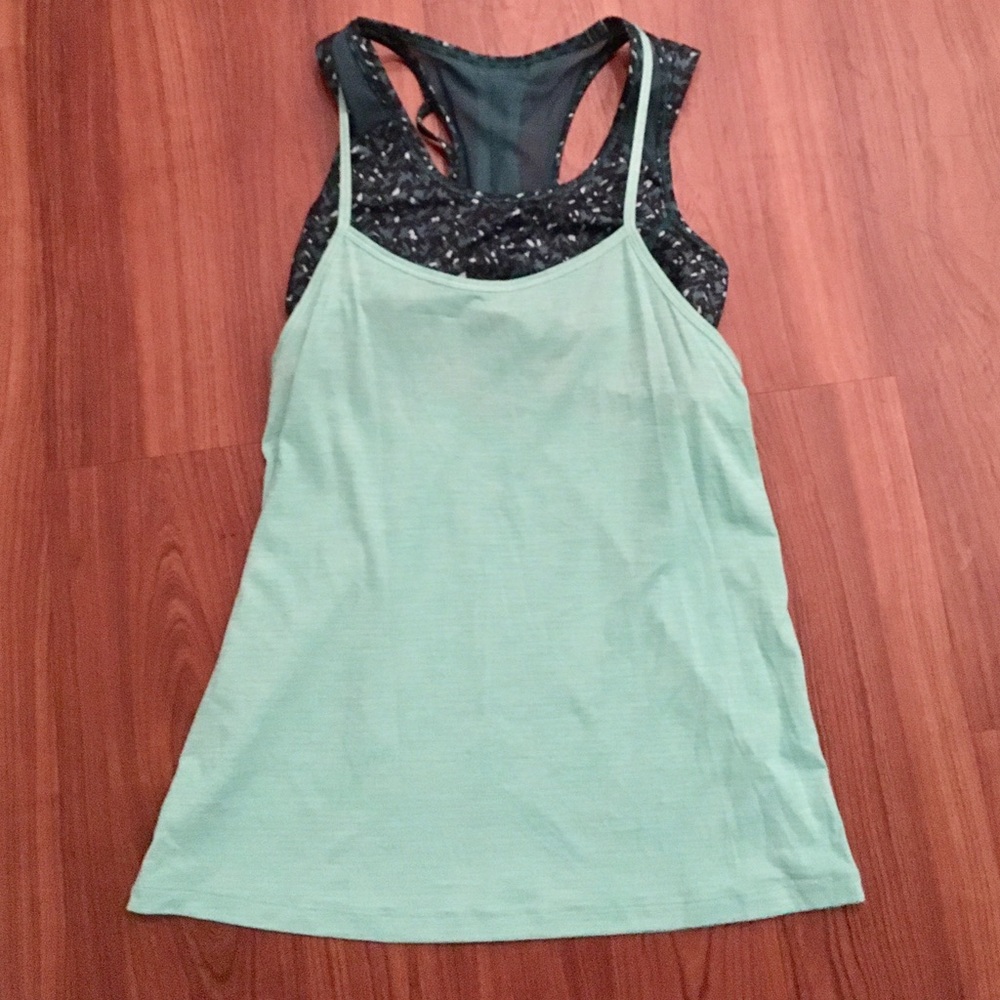 Lululemon built in bra top